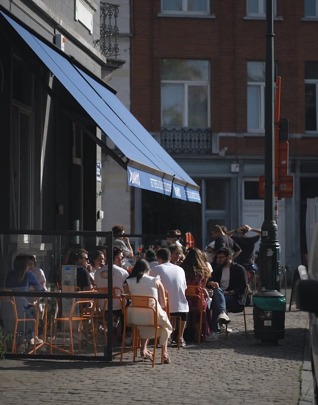DINGHI-bar-lounge-cocktail-bar-ixelles00003