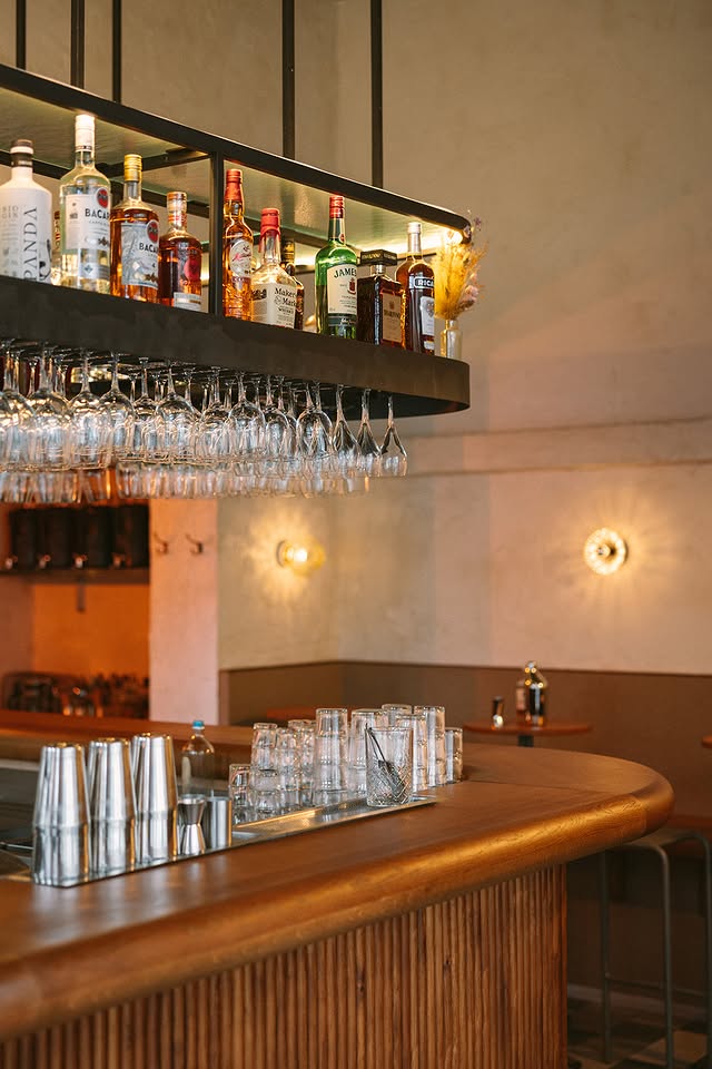 DINGHI-bar-lounge-cocktail-bar-ixelles00005
