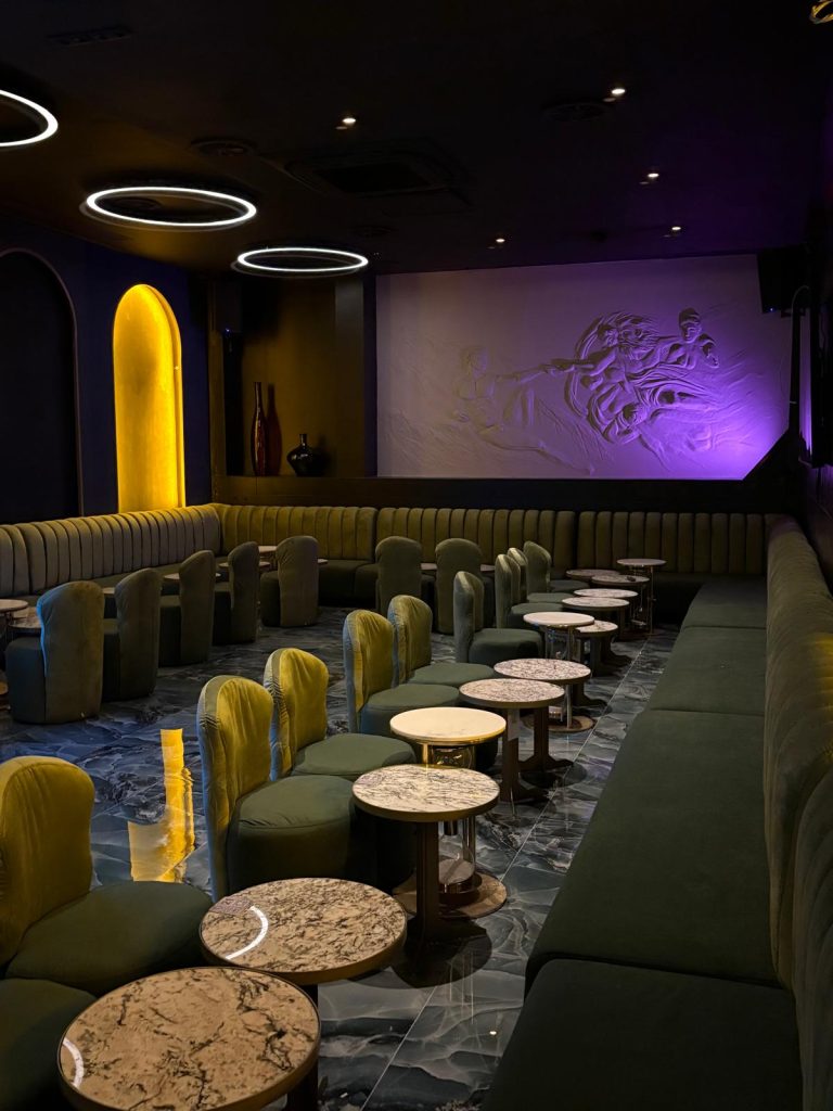 ghost-brussels-chicha-bar-cafe-branche-cocktail-dj-ambiance-bruxelles-centre-louise-ixelles00004