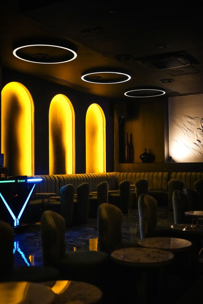 ghost-brussels-chicha-bar-cafe-branche-cocktail-dj-ambiance-bruxelles-centre-louise-ixelles00007